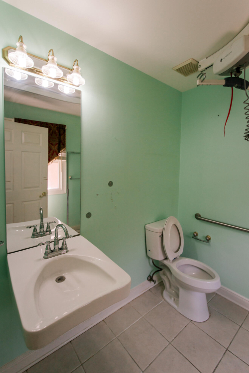Listing Image 18