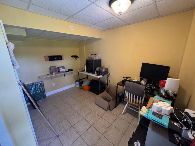 Listing Image 29