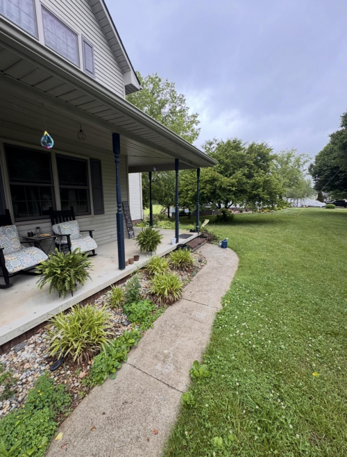 Listing Image 6