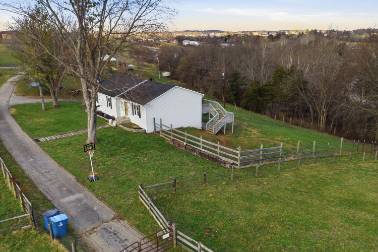 Listing Image 75