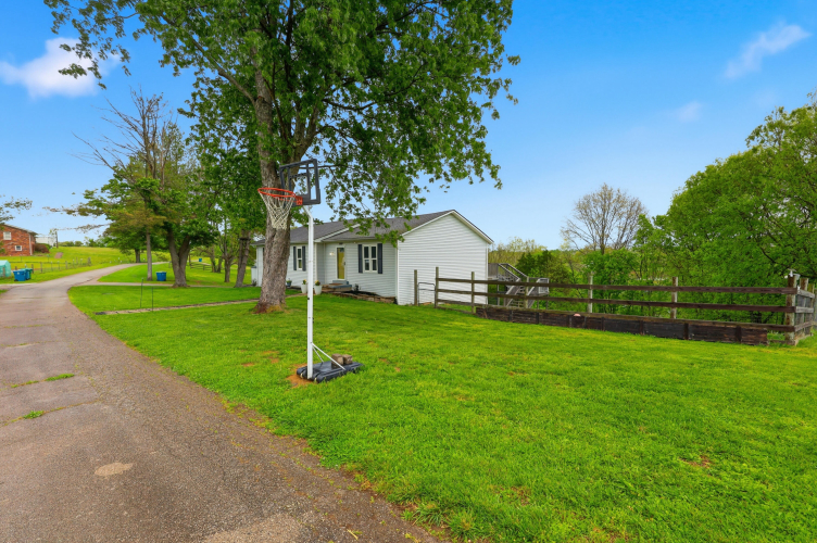 Listing Image 77