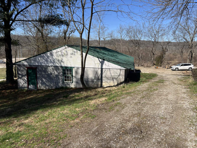 Listing Image 13