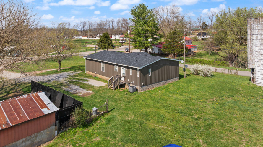 Listing Image 44