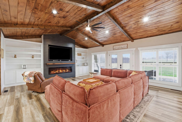 Listing Image 22