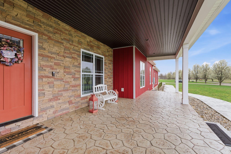 Listing Image 8