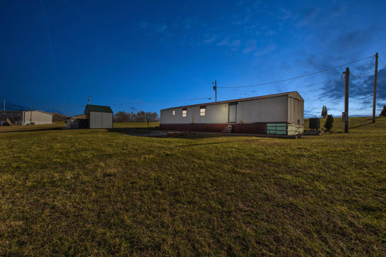 Listing Image 17