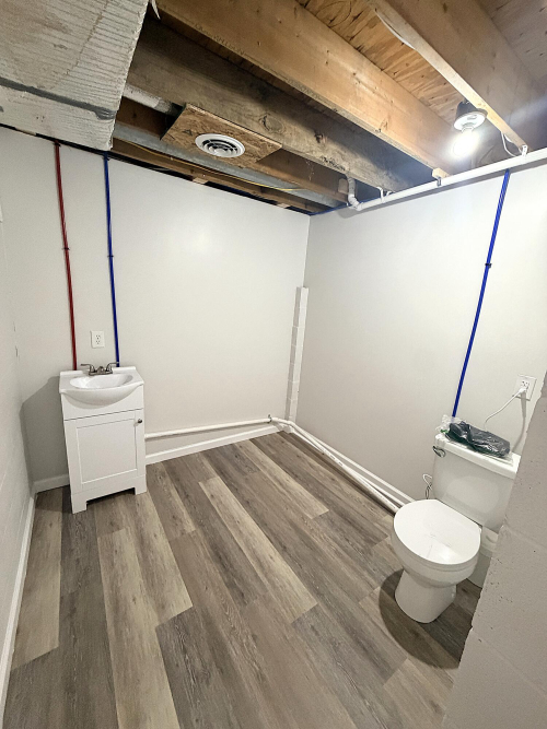 Listing Image 20