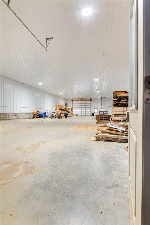 Listing Image 14