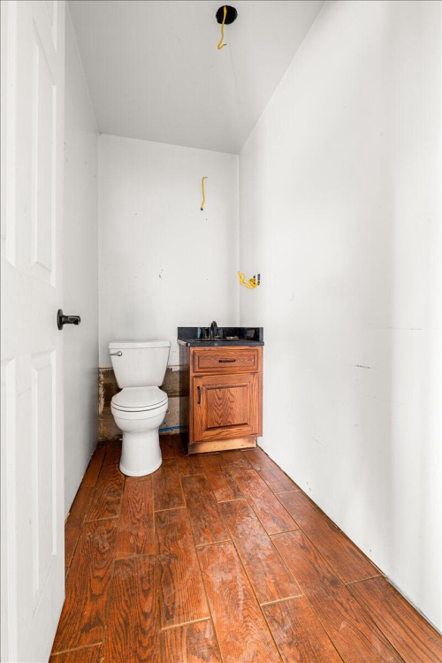 Listing Image 25