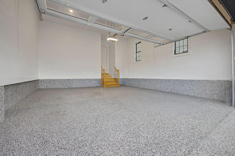 Listing Image 75