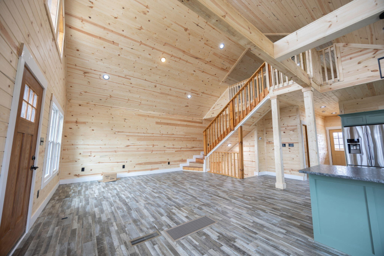 Listing Image 12