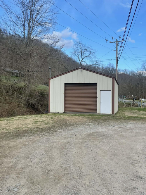 Listing Image 7