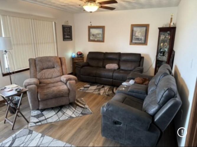 Listing Image 13