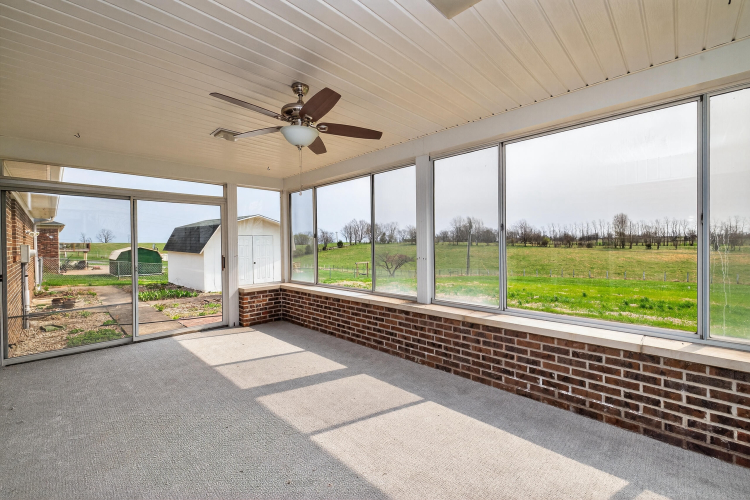 Listing Image 24