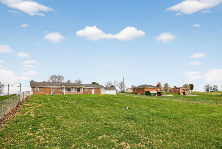 Listing Image 27