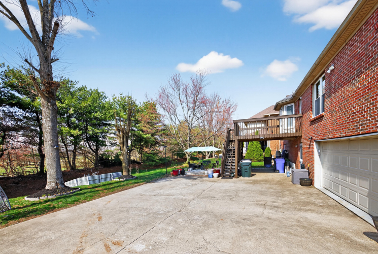 Listing Image 53