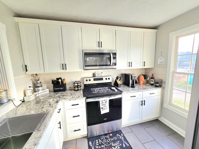 Listing Image 20