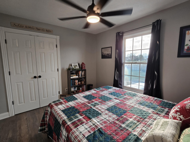 Listing Image 28