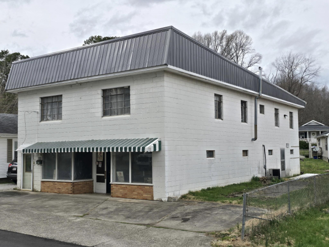 Listing Image 2