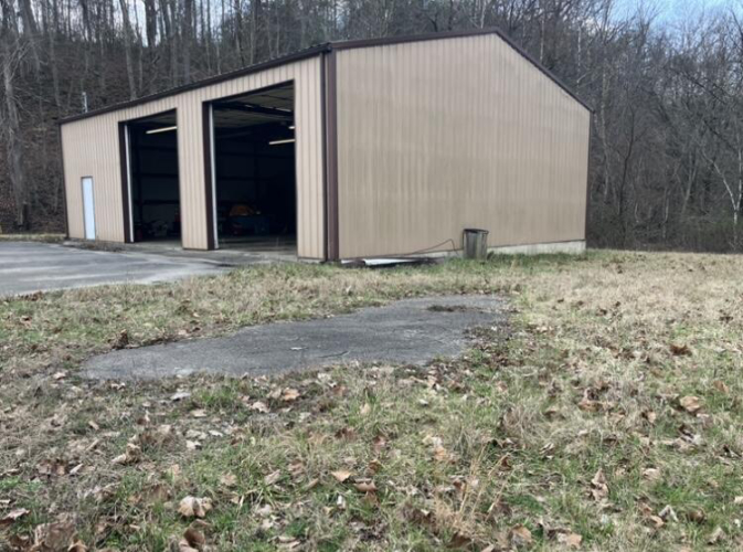 Listing Image 11