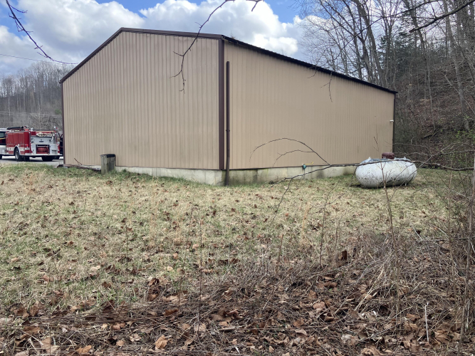Listing Image 7