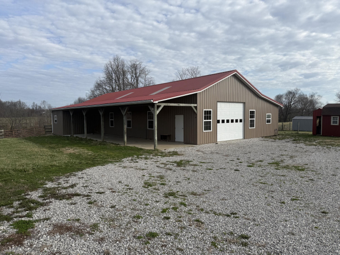 Listing Image 4