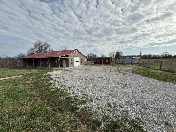Listing Image 8