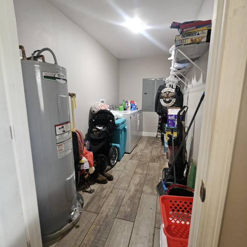Listing Image 9