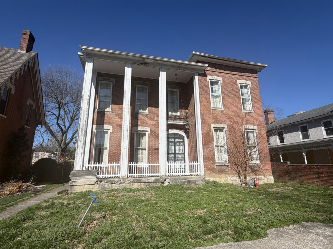 Listing Image 3