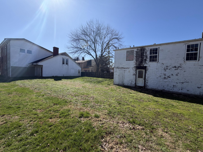 Listing Image 32