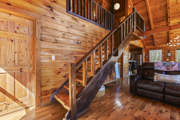 Listing Image 19