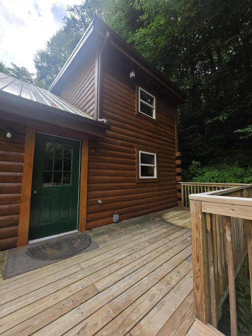 Listing Image 3