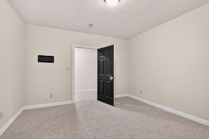 Listing Image 58