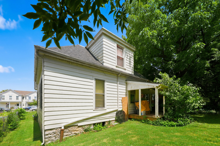 Listing Image 26
