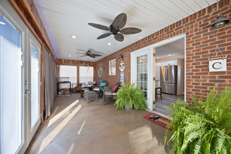 Listing Image 22