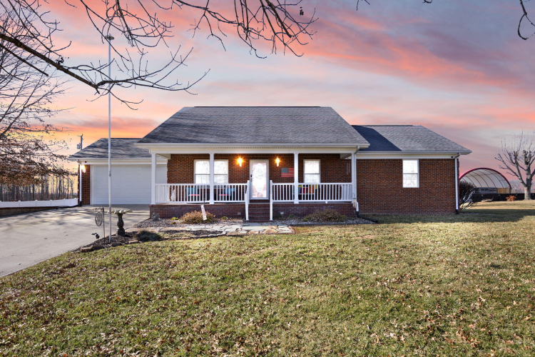 Listing Image 6