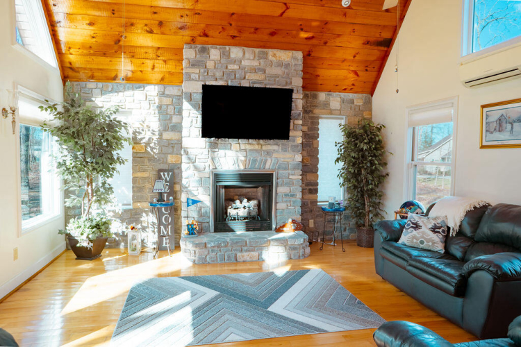 Listing Image 13