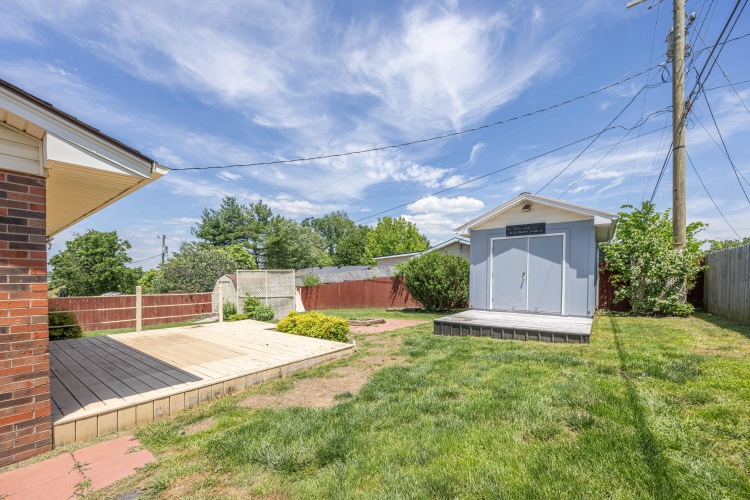 Listing Image 6