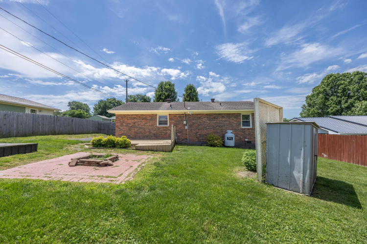 Listing Image 8