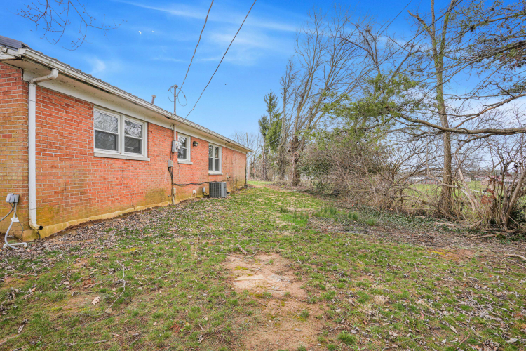 Listing Image 27