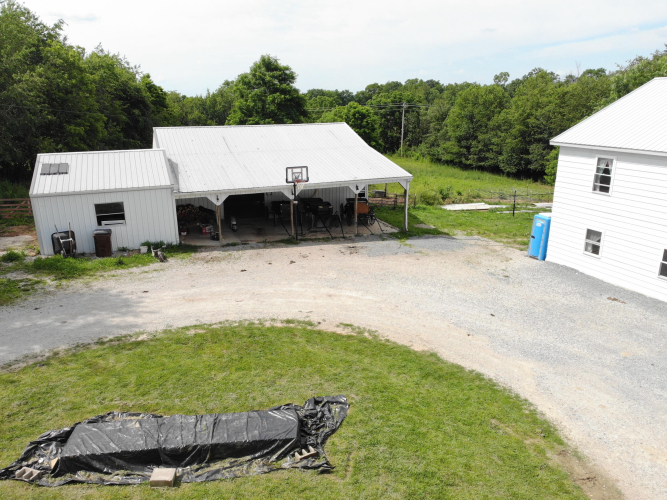 Listing Image 13