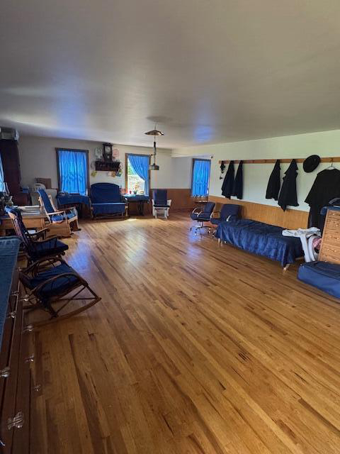 Listing Image 52