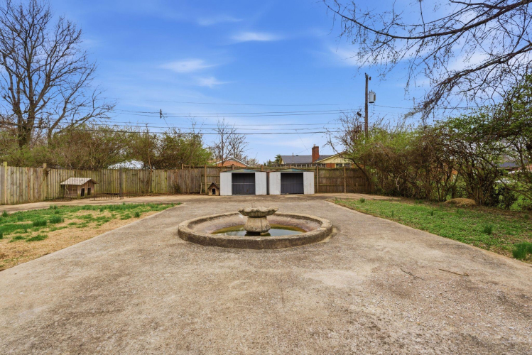 Listing Image 41
