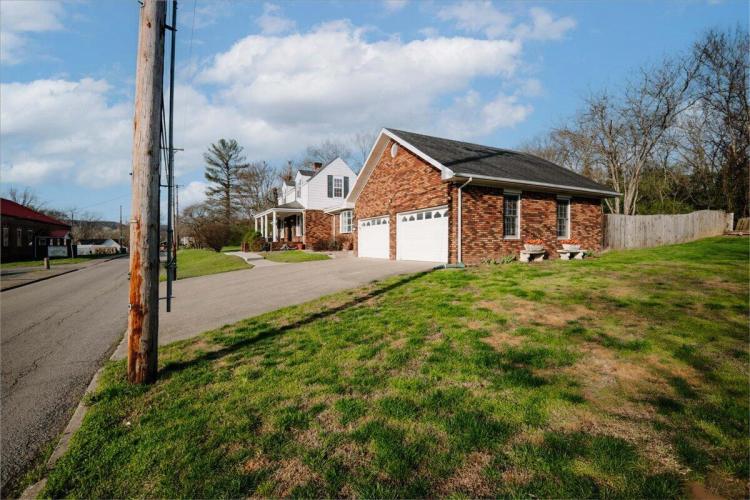 Listing Image 62