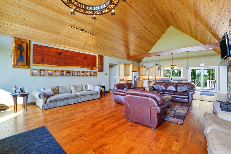 Listing Image 8