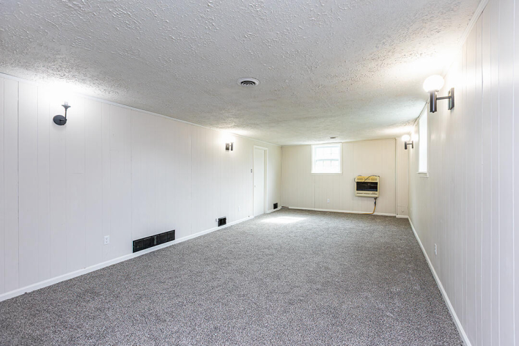 Listing Image 28