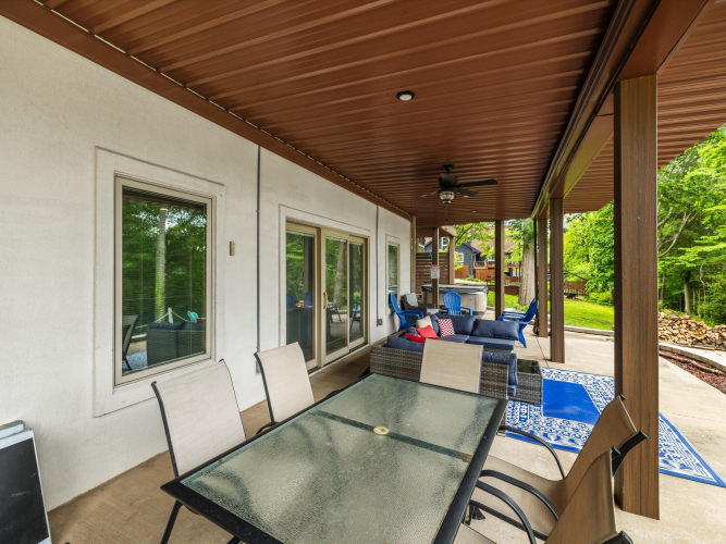 Listing Image 64