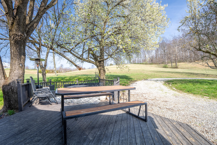 Listing Image 64