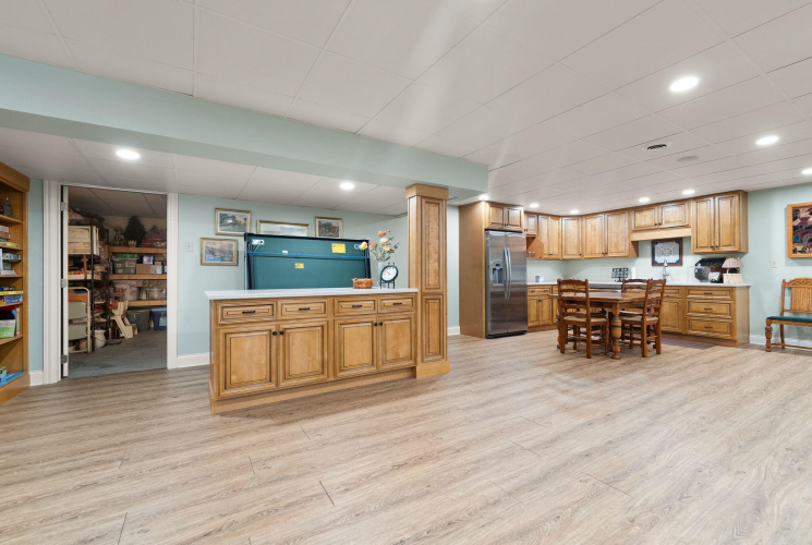 Listing Image 101