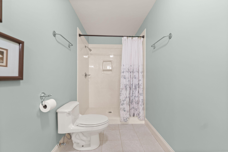 Listing Image 110